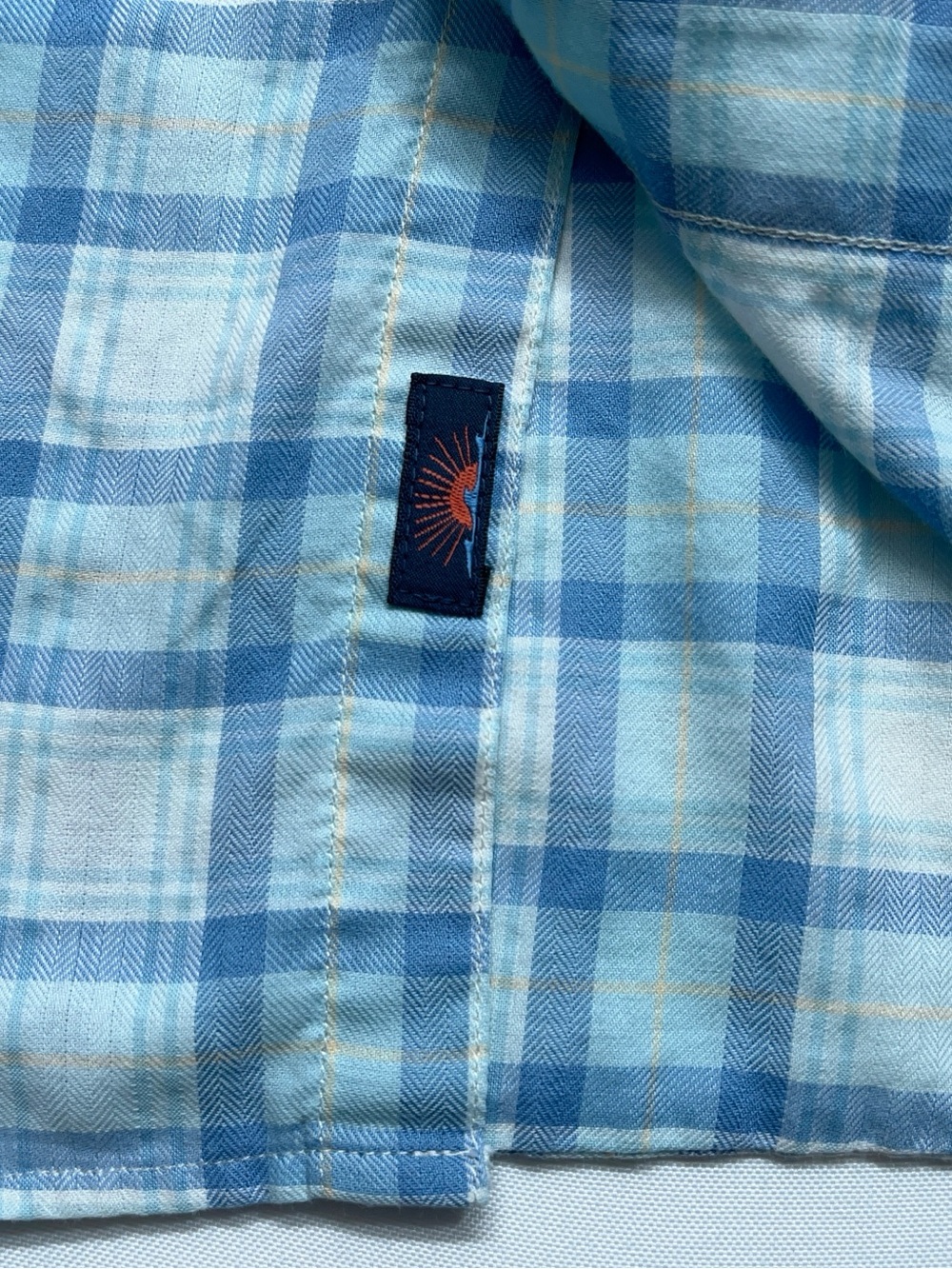 FAHERTY Button Down Shirt Mens Size Medium Long Sleeve Blue Plaid Huckberry - Picture 9 of 15